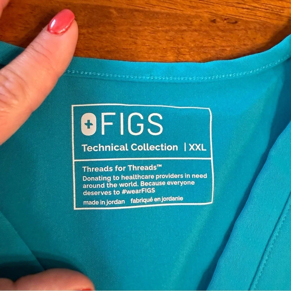 Figs Casma 3 pocket Teal blue V-Neck Scrub Top size xxl PO# 6224 - Picture 3 of 9